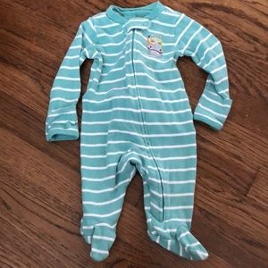 4/$15 Carter’s Newborn Footed Onesie